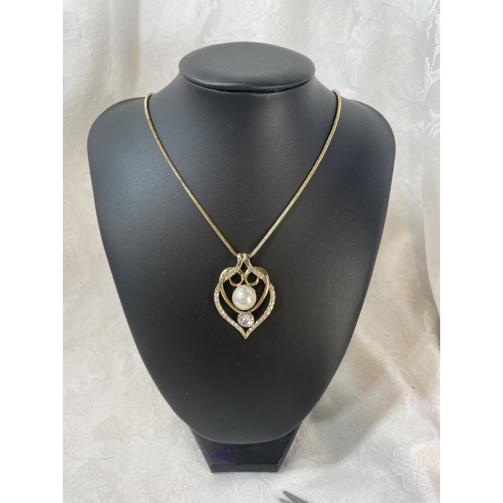 Gold-Plated Vintage Heart Pendant Necklace With Faux Pearl & Rhinestones